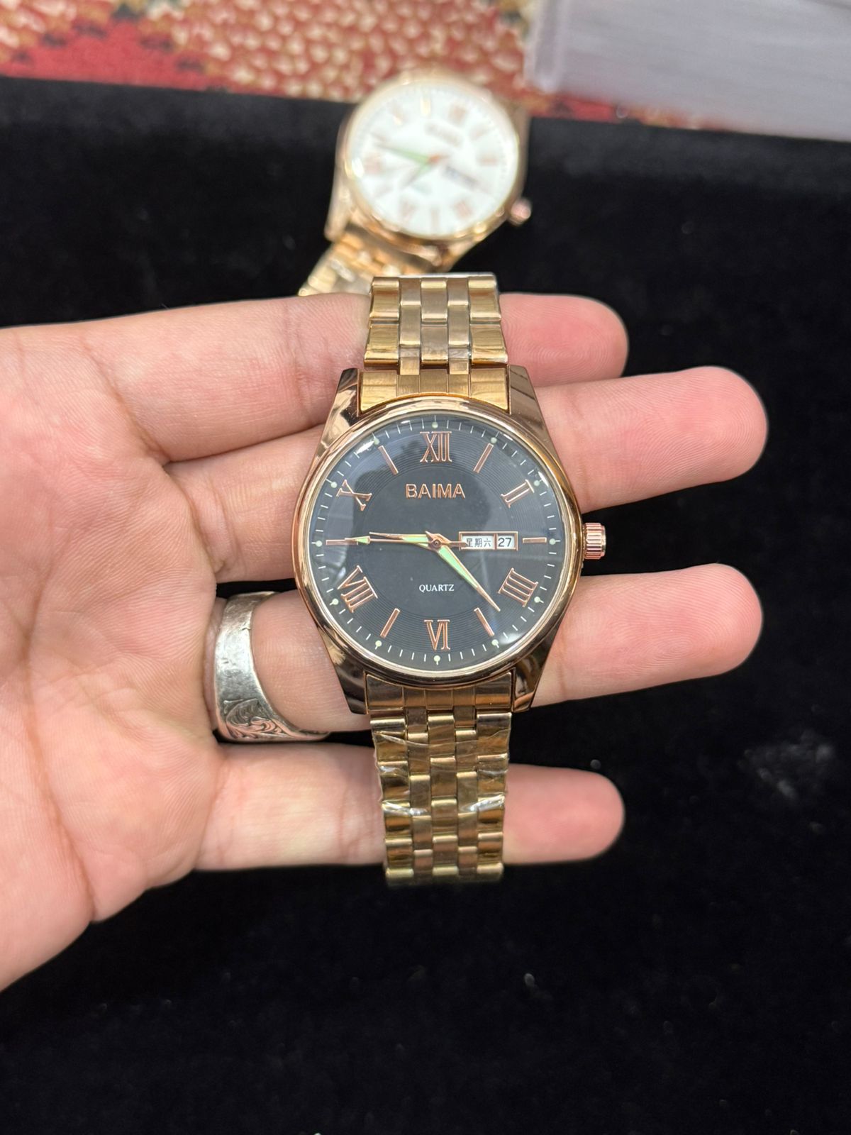 Baima Quartz Stainless Steel Wristwatch With Roman Numerals And Day Date Working Display