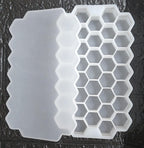 Silicone Ice Cube Tray 37 Grid Ice Cube Mold with Lid Honeycomb Ice Maker Reusable Ice Container for  Coffee Juice (Random Color)