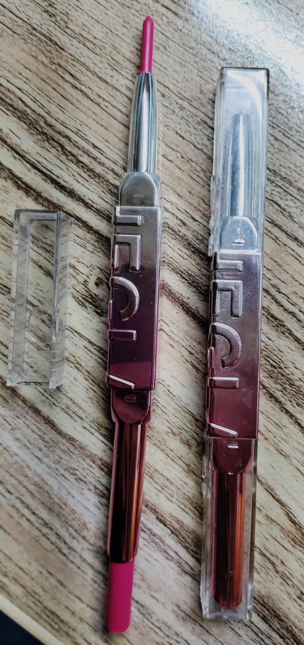 Sighelan 2 In 1 Lipstick And Lip Liner Providing Smooth Application Rich Color Comfortable Use