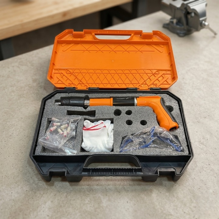 Heavy Duty Manual Steel Nail Gun Set – Portable Concrete Wall Fastening Tool with Accessories