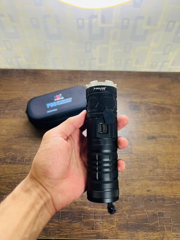 P-90 Xball  Multifunctional 2Km Range Flashlight