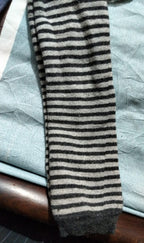 Hand Warmer Soft Comfortable Fabric Durable Build Stylish Design Provides Warmth And Support