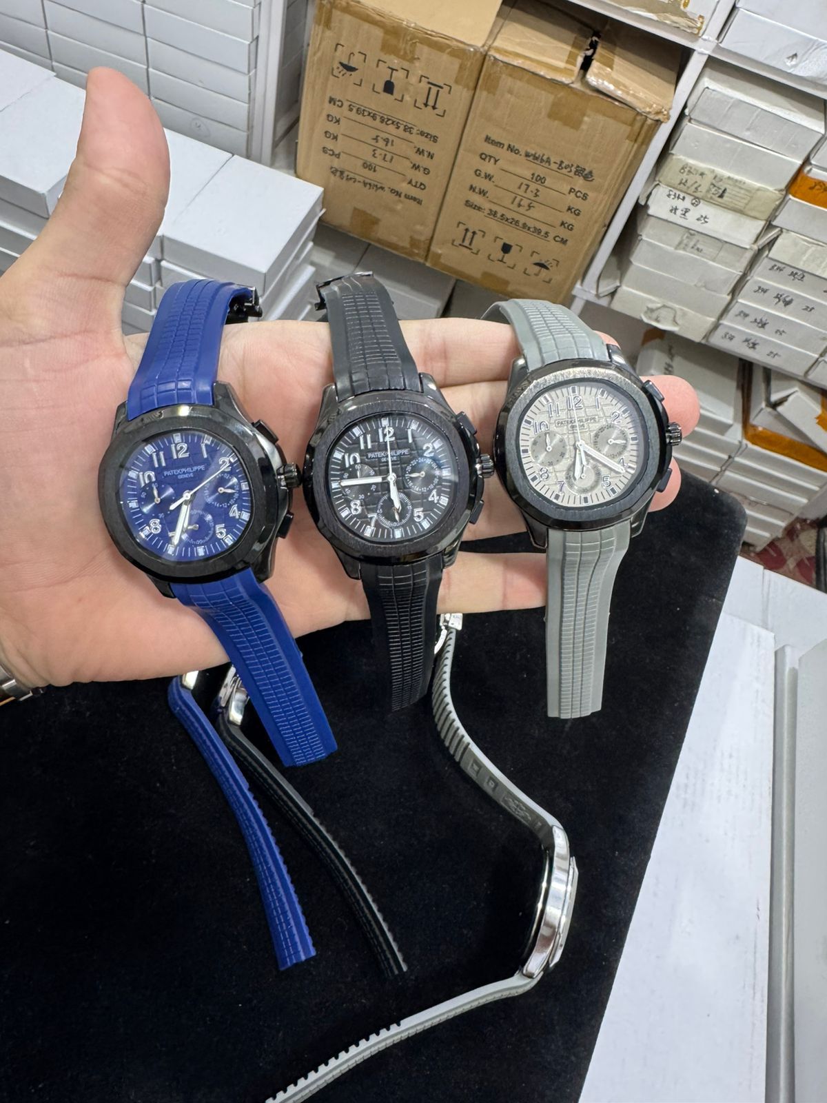 Chronograph Mens Watch With Rubber Strap Stylish Sports Design Non Waterproof Without Box