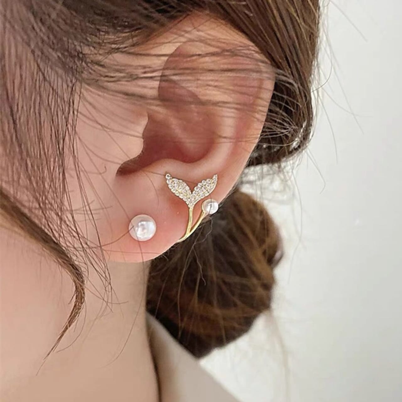 AUJ-939 Korean Fish Tail Earrings – Elegant Fashion Jewellery, Stylish Accessory for Women