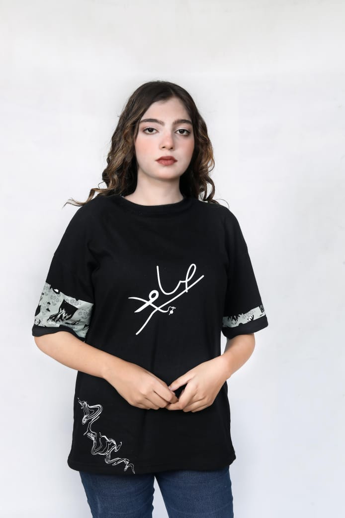 Professional Fashion Model for Urban Streetwear Apparel: E-commerce Studio Photography, Brand Ambassador, and High-Impact Social Media Content Creator