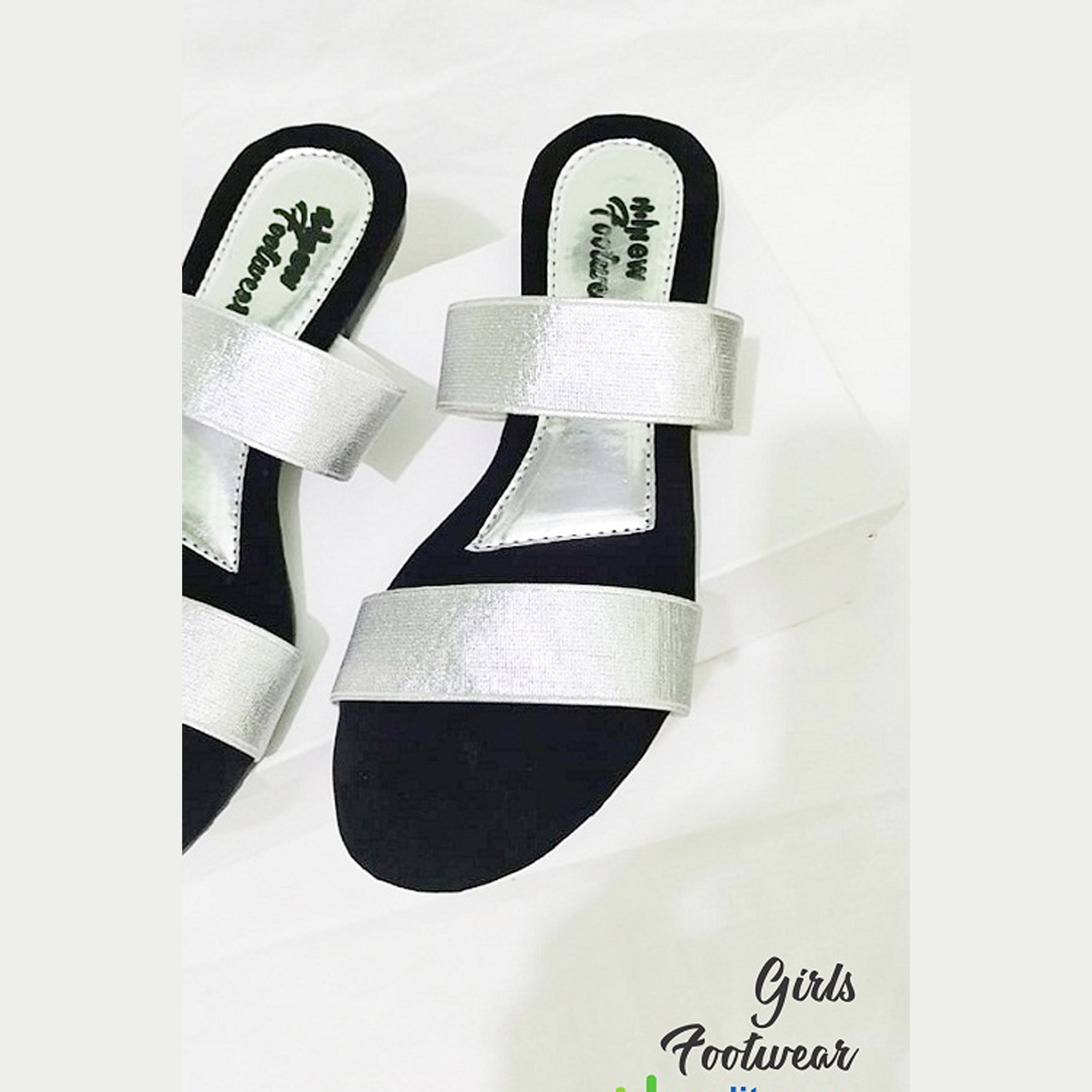 Ladies Casual & Party Wear Flat Slippers – Stylish Elastic Work Design | Comfortable Indoor & Outdoor Sandals for Women