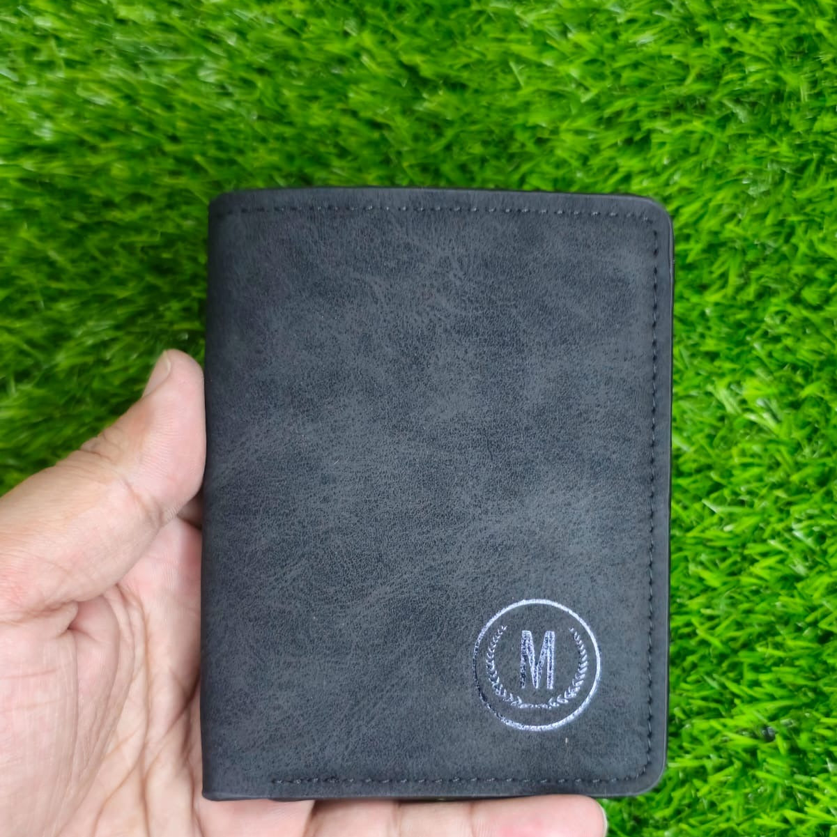 GU II Male Short Thin Man Wallet Providing Stylish Design Comfortable Use Durable Quality