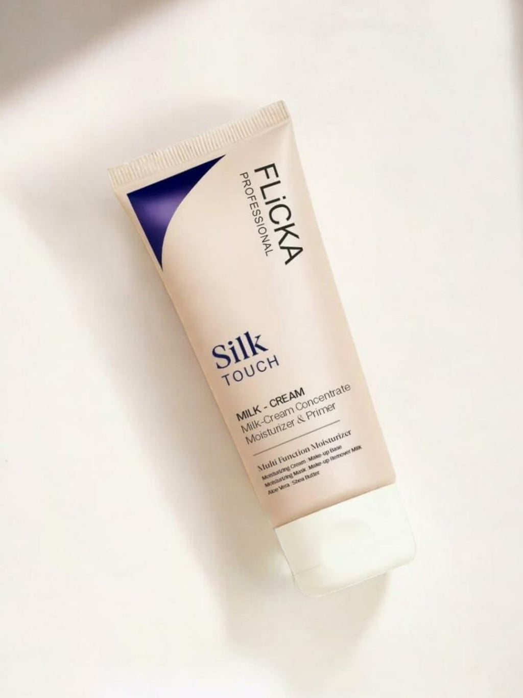 FLiCKA Silk Touch 3‑in‑1 Moisturizer & Primer | Hydrating, Lightweight, Long‑Lasting | Pore Minimizer | 60g