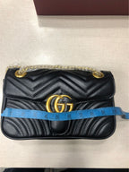 Luxury Gucci Matelassé Crossbody Bag (10 × 7 Inches) – Stylish Black Chevron Shoulder Purse | Elegant Designer Handbag for Women (With Box)