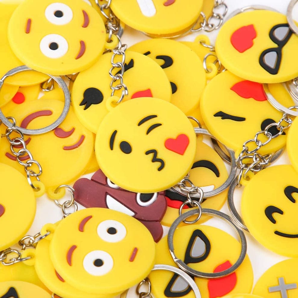 Pack of 3 Assorted Round Emoji Reaction Keychains – Plastic Smiley Face Charms (Random Designs)