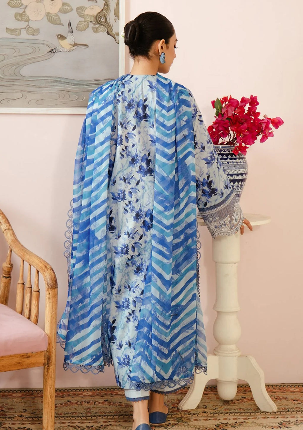 Malina Embroidered Luxury Lawn Unstitched 3Pc Suit – Ice Blue Floral Digital Print with Chiffon Dupatta