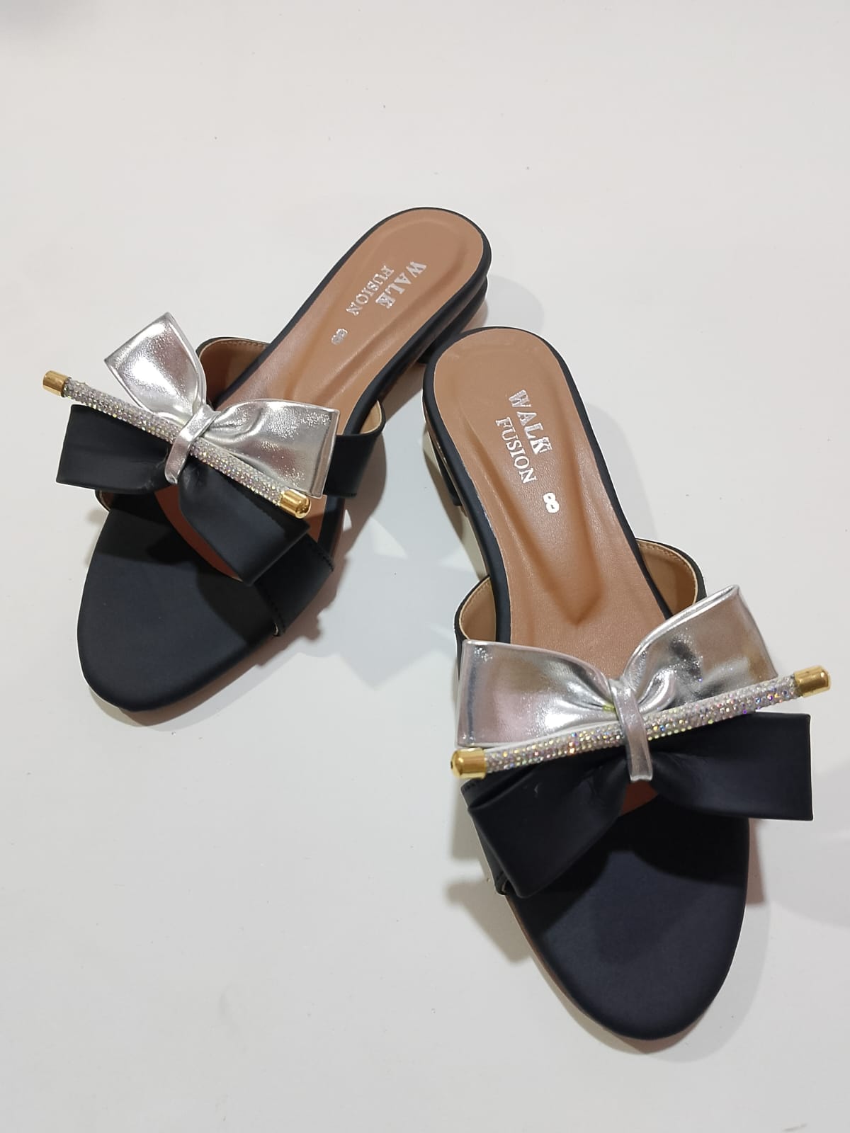Walk Fusion Luxe Rhinestone-Accented Bow Slides – Elegant Slip-On Flat Sandals