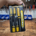 Set of 5 Screwdrivers &amp; 1 Cutter – High Quality Hand Tool Kit with 2 Straight, 3 Cross Screwdrivers &amp; Sharp Cutter for Household and DIY Use