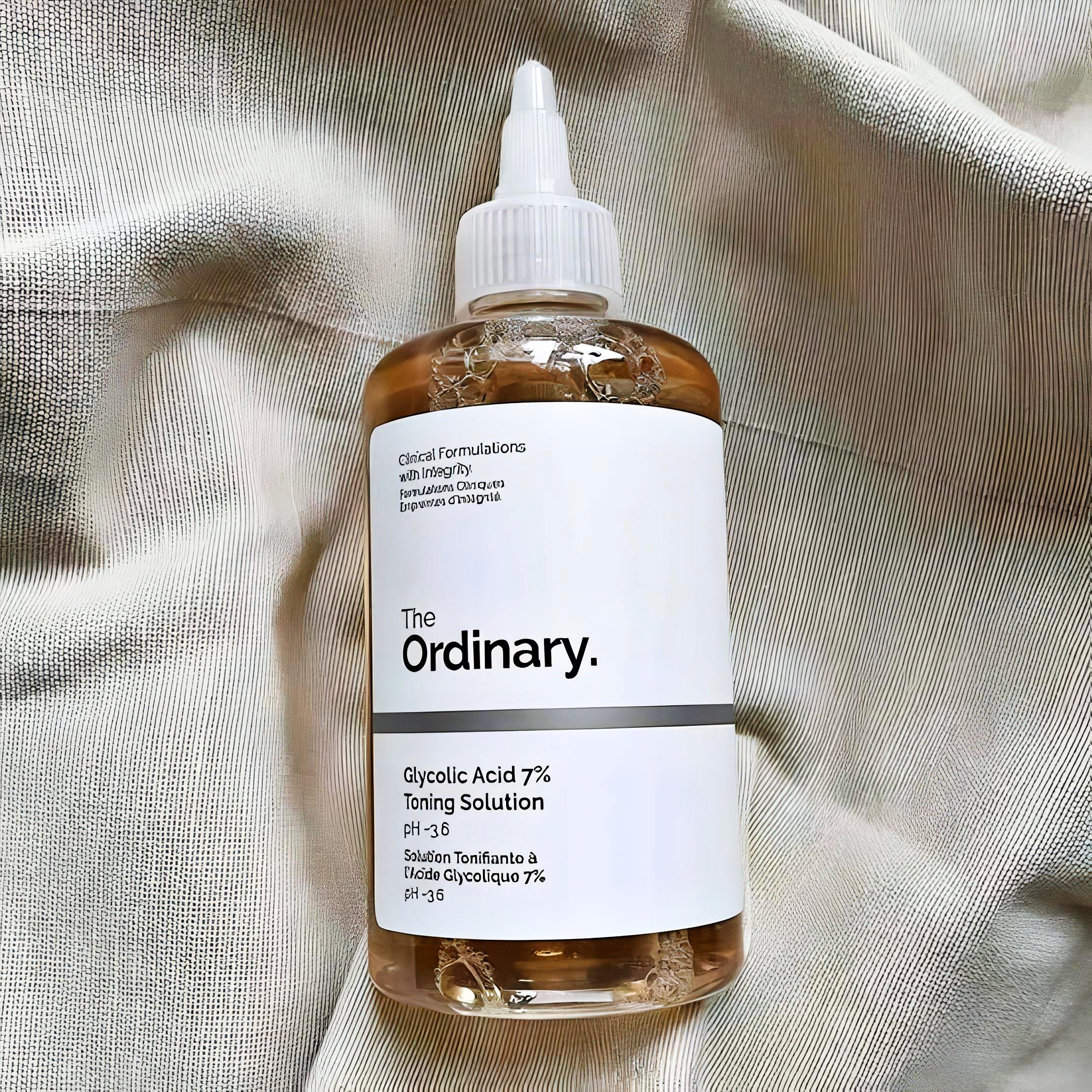 The Ordinary Glycolic Acid 7% Toning Solution – Exfoliating Face Toner for Radiant Skin, Removes Dead Skin Cells, Brightens &amp; Smoothens, 240ml