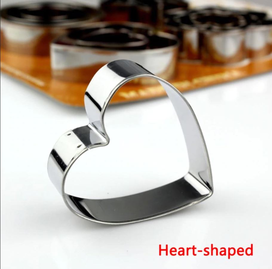 12-Piece Stainless Steel Cookie Cutter Set – DIY Baking Molds in Star, Heart &amp; Various Shapes – Multi-Purpose Kitchen Tools for Cookies, Cakes, Fried Eggs &amp; More