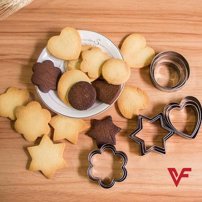 12-Piece Stainless Steel Cookie Cutter Set – DIY Baking Molds in Star, Heart &amp; Various Shapes – Multi-Purpose Kitchen Tools for Cookies, Cakes, Fried Eggs &amp; More