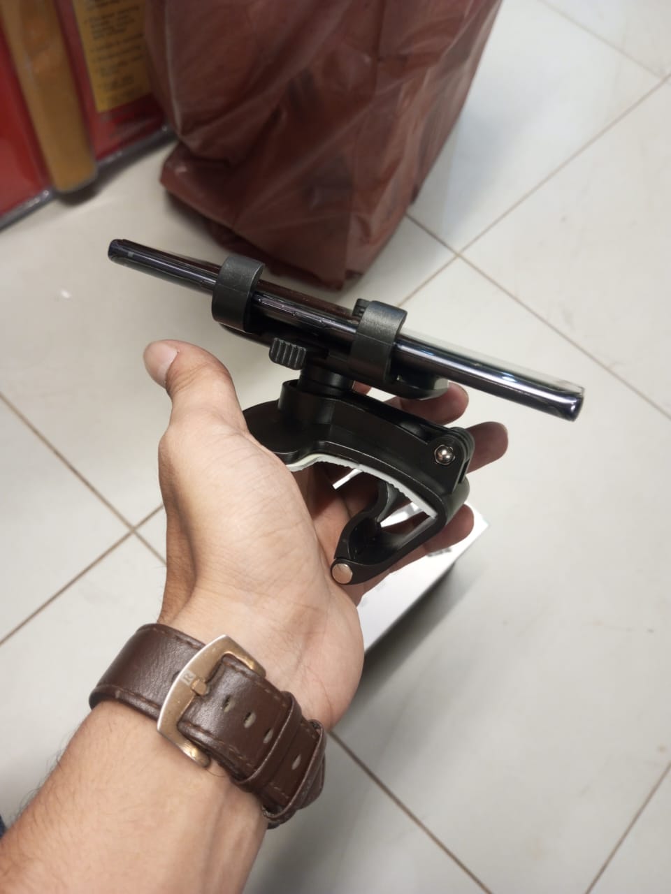 CAR Smart Phone Holder - 360 Free Spin | 360° Mobile Holder Foldable | 360° Rotateable Strong Grip Mobile Holder for Cars
