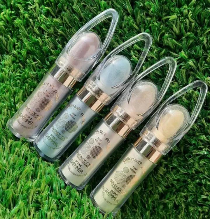 Shimmer highlighter  (random color)