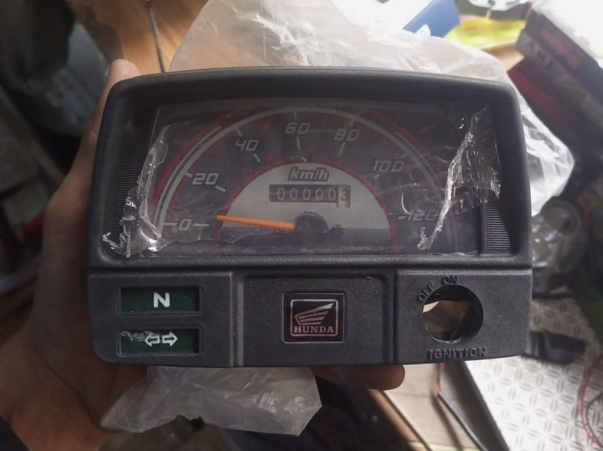 Bike Parts Set (Meter,Headlight,Backlight,Indicators,Footrest) For all motorcycle cd70 and China cd70