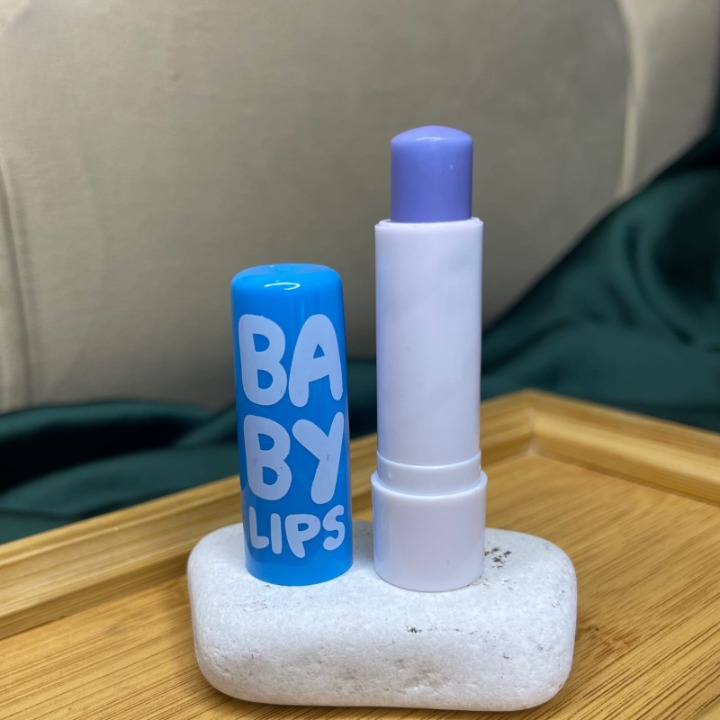 Tinted Lip Balm, Baby Lips Magic Chapstick  (Random Color)