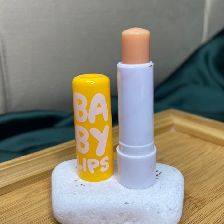 Tinted Lip Balm, Baby Lips Magic Chapstick  (Random Color)