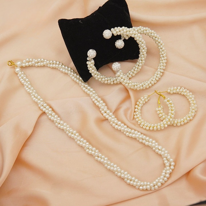 Women Pearl Elegant Jewelry Set ,Kangan, Mala &amp; Earrings Pearl Set(white)