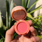Mocallure 3 in 1 blusher highlighter kit Package Includes: 1 x Blusher Highlighter Kit Product Feature: Glowy, 2 in 1 (Random color)