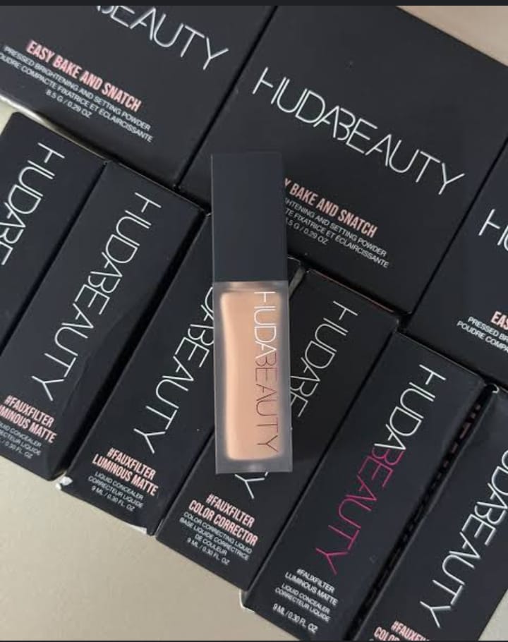 Huda Beauty Makeup Original Foundation Waterproof, Super Long Wear 24hr