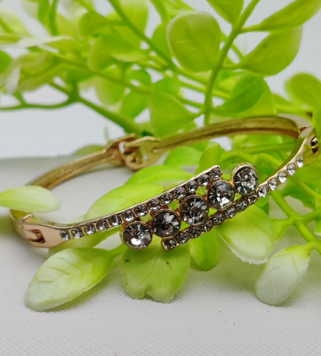 Radiant Elegance Adjustable Crystal Bracelet | Best Quality Artificial Bracelet For Girls &amp; Women | Imported Glamour for Every Occasion | Elegant Design