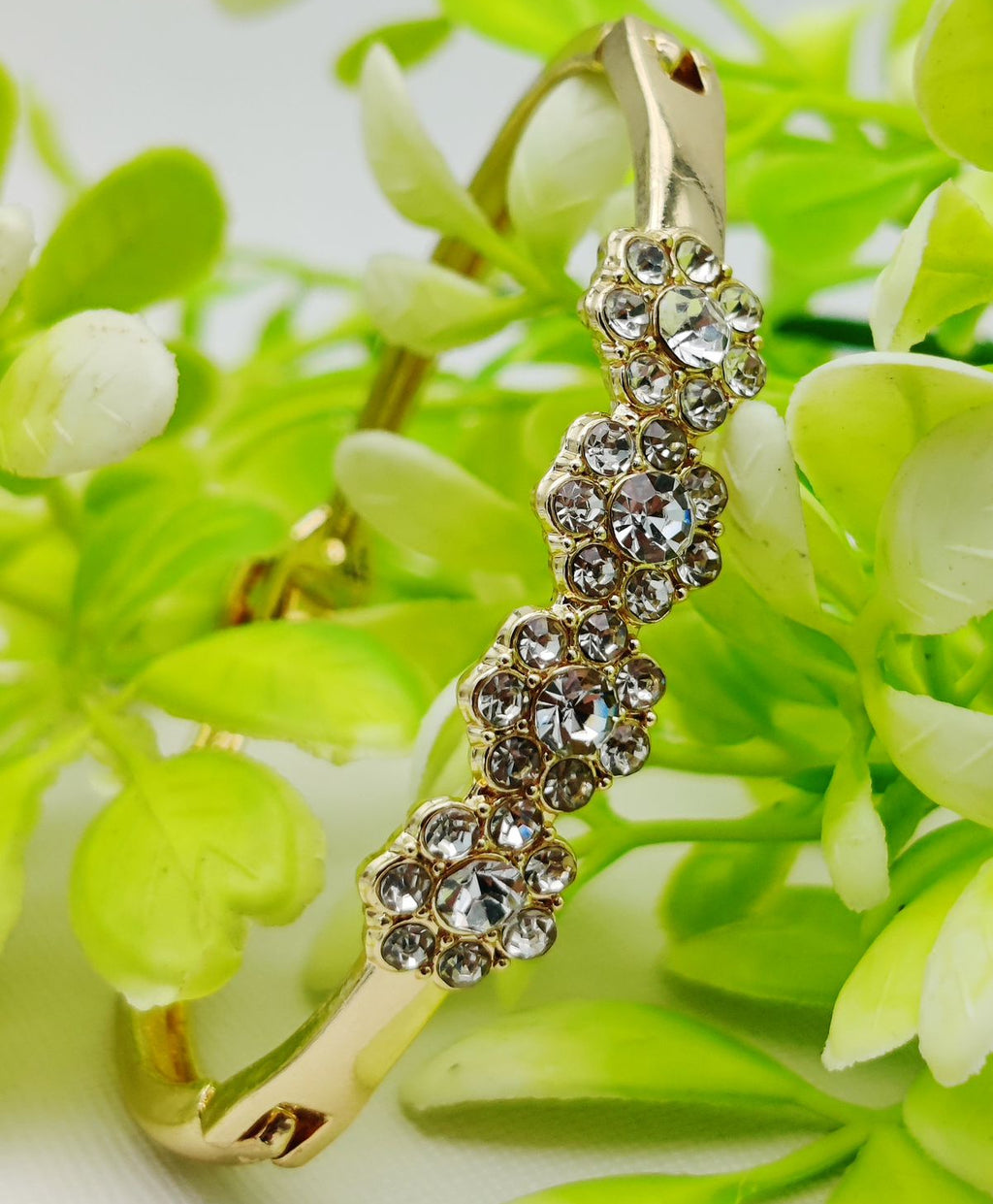 Sparkling Floral Adjustable Bracelet | Best Quality Artificial Bracelet For Girls &amp; Women | Imported Elegance for Every Occasion | Elegant Design