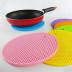 Multifunction Original Heat Resistant Silicone Mat Nonslip Pads Pot Holder Table Place mat (random color)