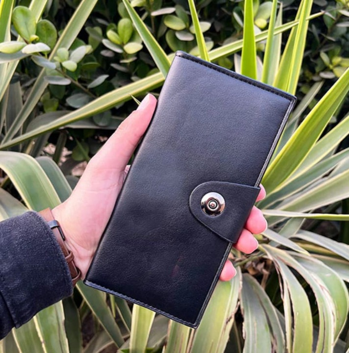 Tri-Fold Pure Leather Long Wallet for Men &amp; Women – Genuine Cow Leather Fashion Wallet with Multiple Card Slots, Cash &amp; Mobile Compartments – Stylish Smooth Pattern in Brown, Black &amp; Blue (18×9×2cm)