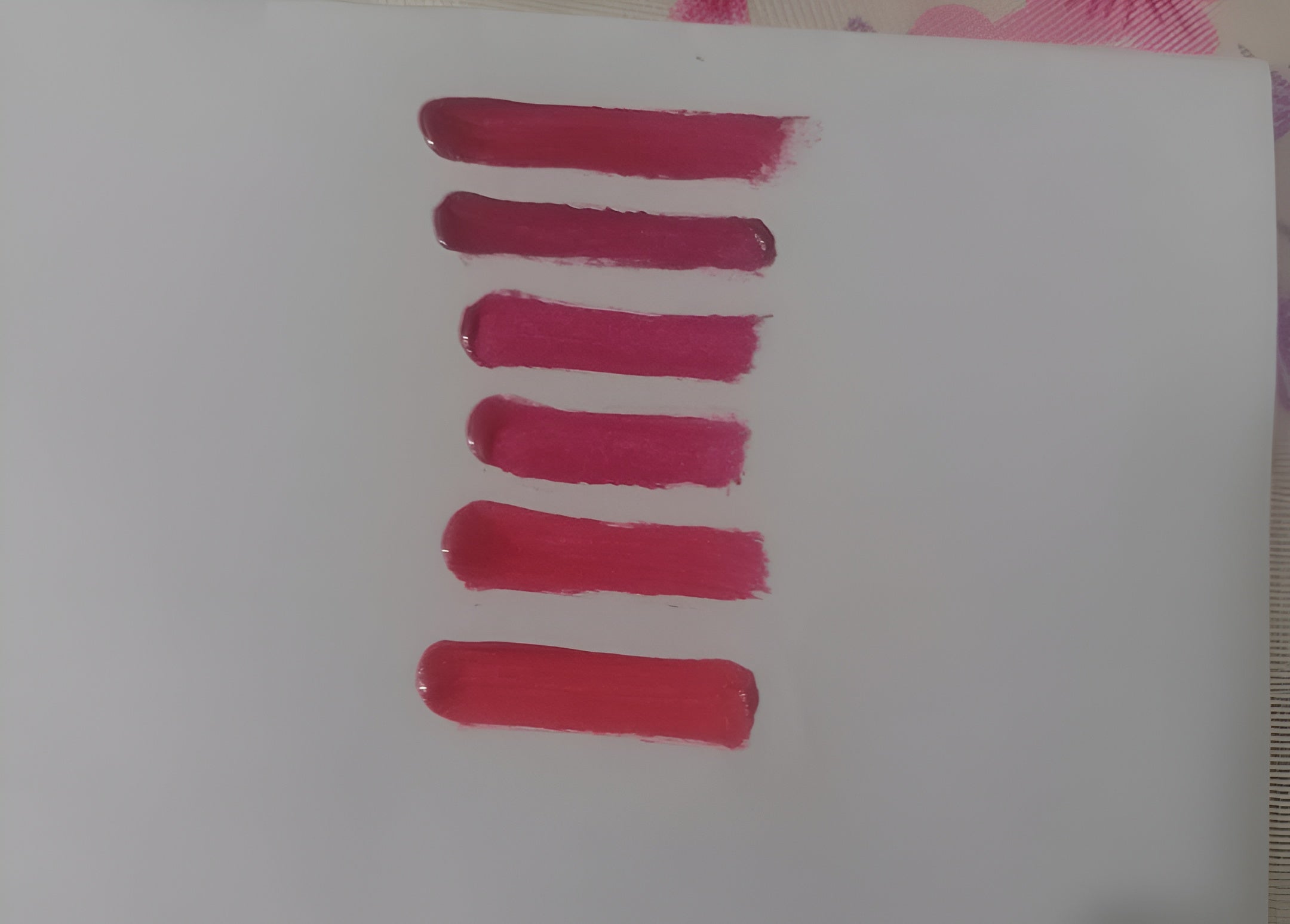 6 Pcs Lip Gloss Set – Liquid Formula with Shades of Red, Smooth Application, Long-Lasting Shine &amp; Moisture, Perfect for Everyday &amp; Party Makeup