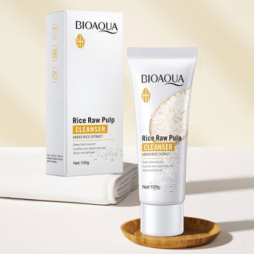 BIOAQUA Rice Raw Pulp Skin Whitening Product - Facial Cleanser (100g)
