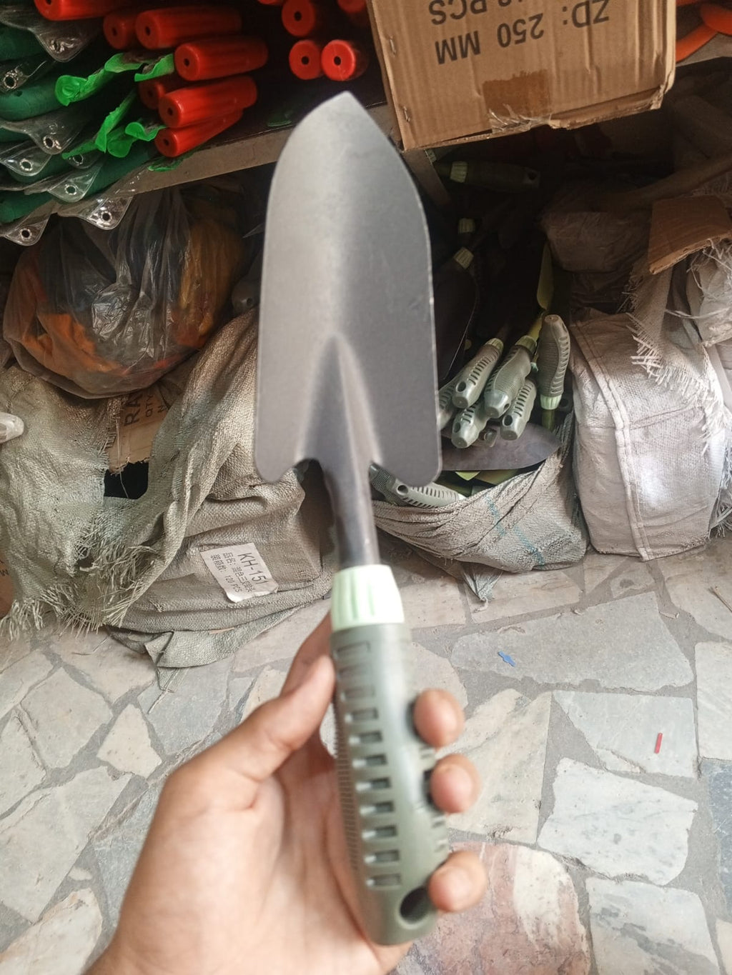 GreenPro Gardening Hand Trowel – Heavy Duty Digging Shovel with Comfortable Anti-Slip Grip Handle