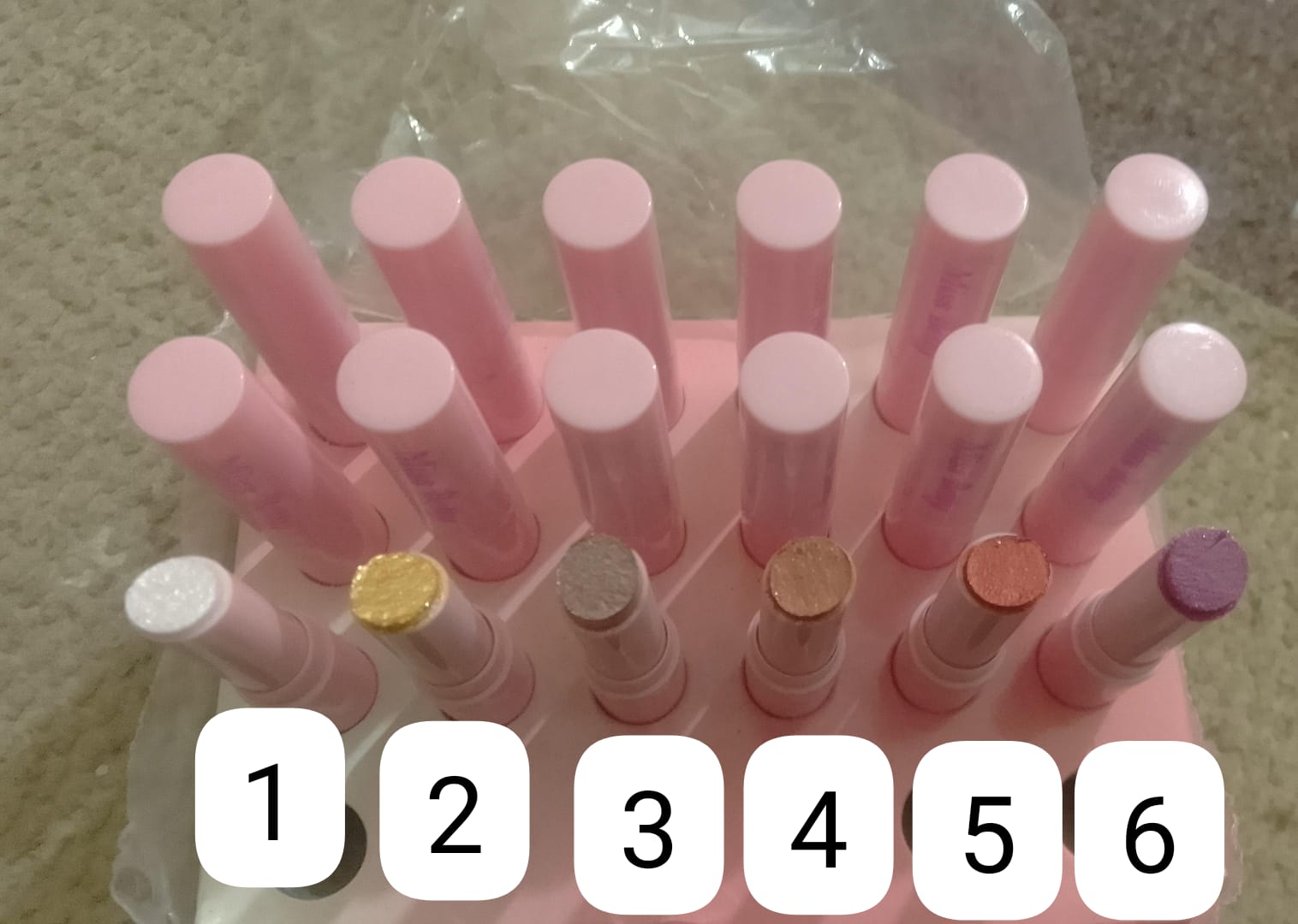 Miss Betty Multipurpose Jelly Highlighter Stick – Creamy Glitter Eyeshadow, Lip Balm & Face Highlighter