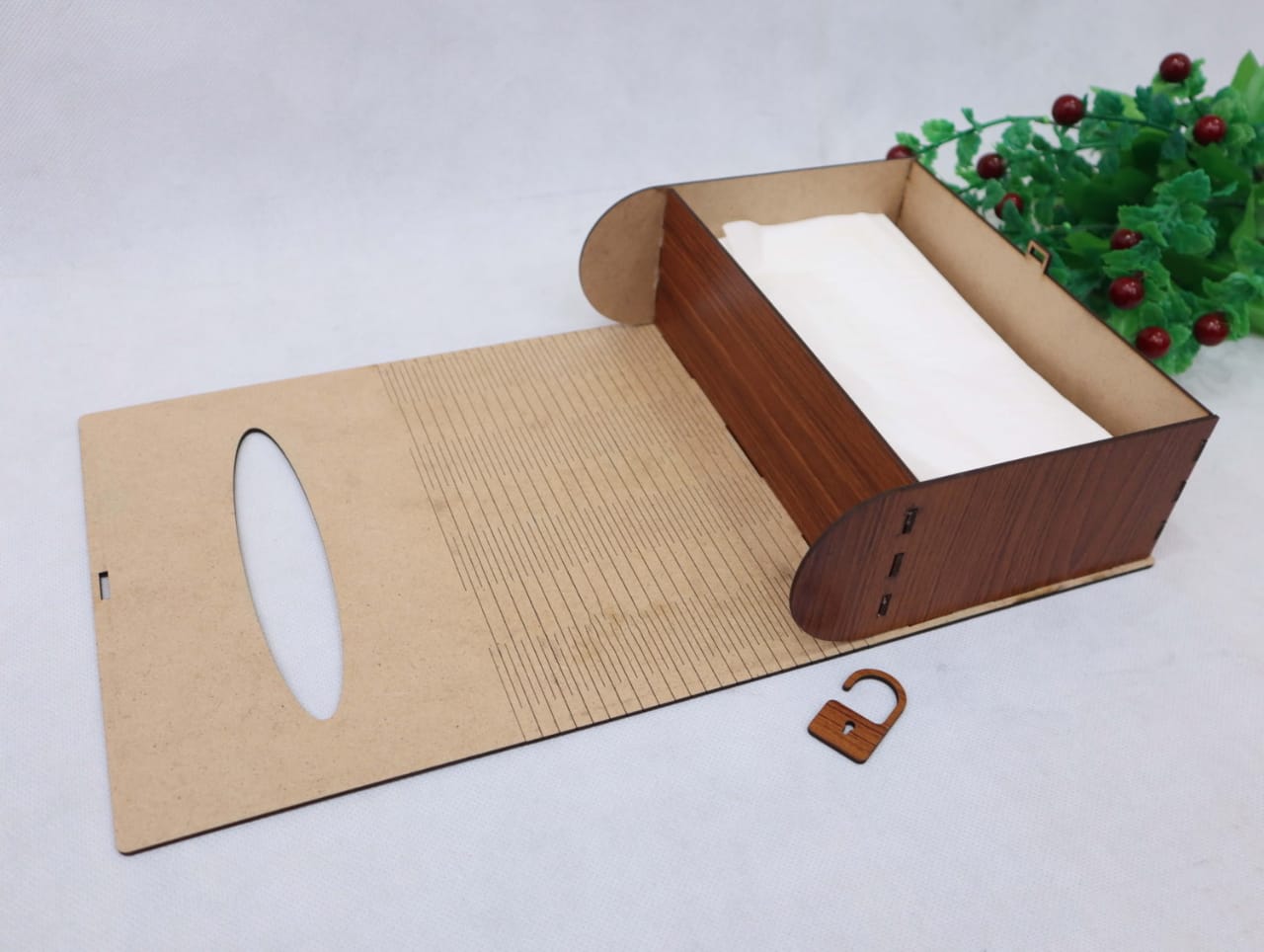 Plain Wooden Tissue Box Elegant Design Smooth Finish Easy Use Durable Construction For Home And Offices