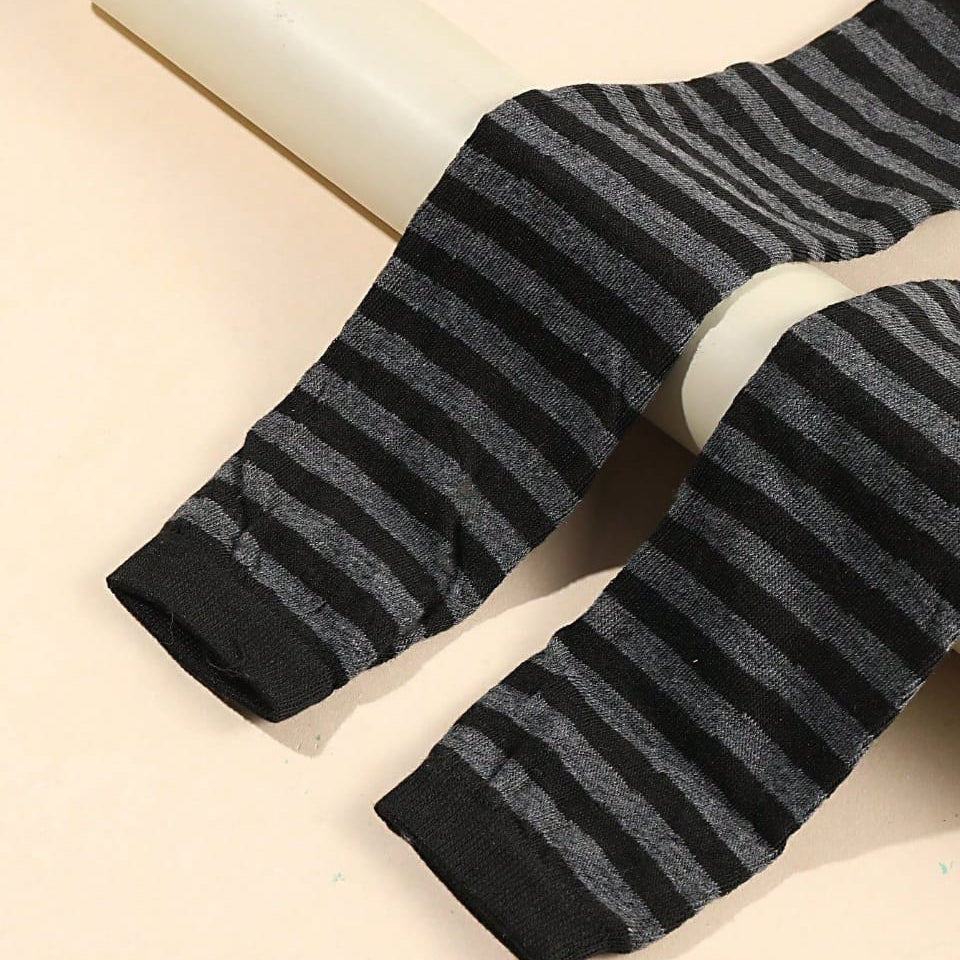 Hand Warmer Soft Comfortable Fabric Durable Build Stylish Design Provides Warmth And Support
