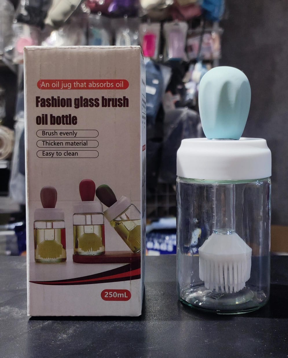 Oil Dispenser Bottle With Silicone Brush 2 In 1 Cooking Oil Tank And Basting Brush Heat Resistant Glass Oil Brush Bottle (Random Color)