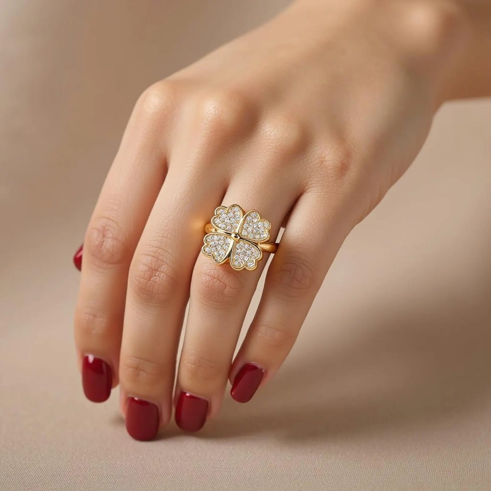 Clover Zircon Rotating Ring – Silver &amp; Golden, Adjustable Spinner Ring for Women (PWJ-111)