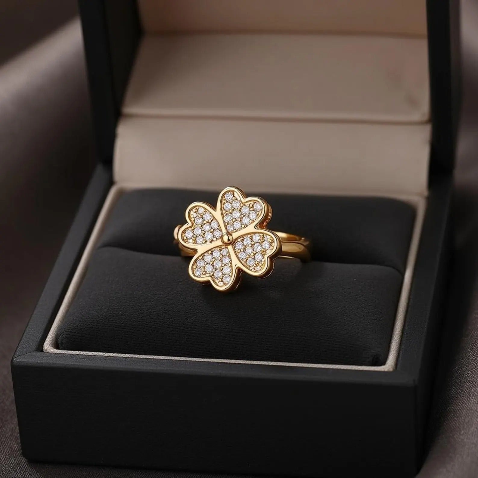 Clover Zircon Rotating Ring – Silver &amp; Golden, Adjustable Spinner Ring for Women (PWJ-111)
